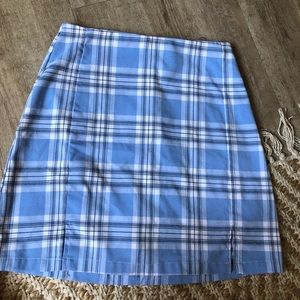 Blue plad skirt. Brandy